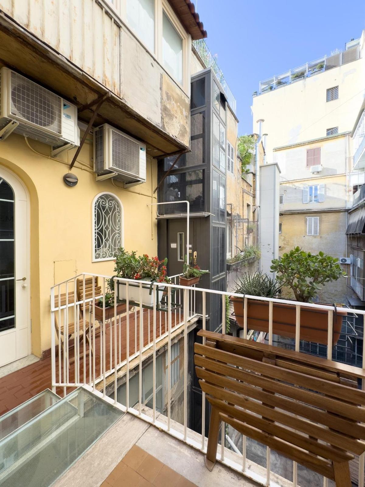Gold 5 Minuti Dal Colosseo Apartment *